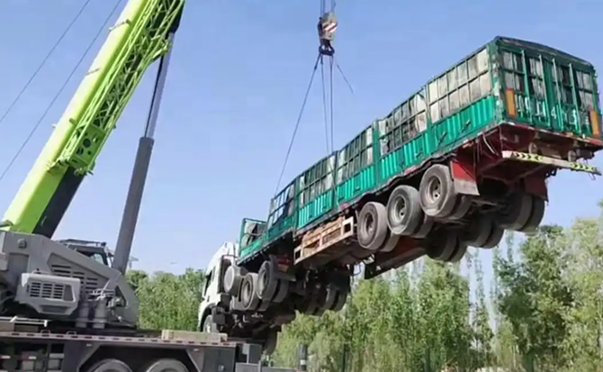 蒙城道路脱困救援案例